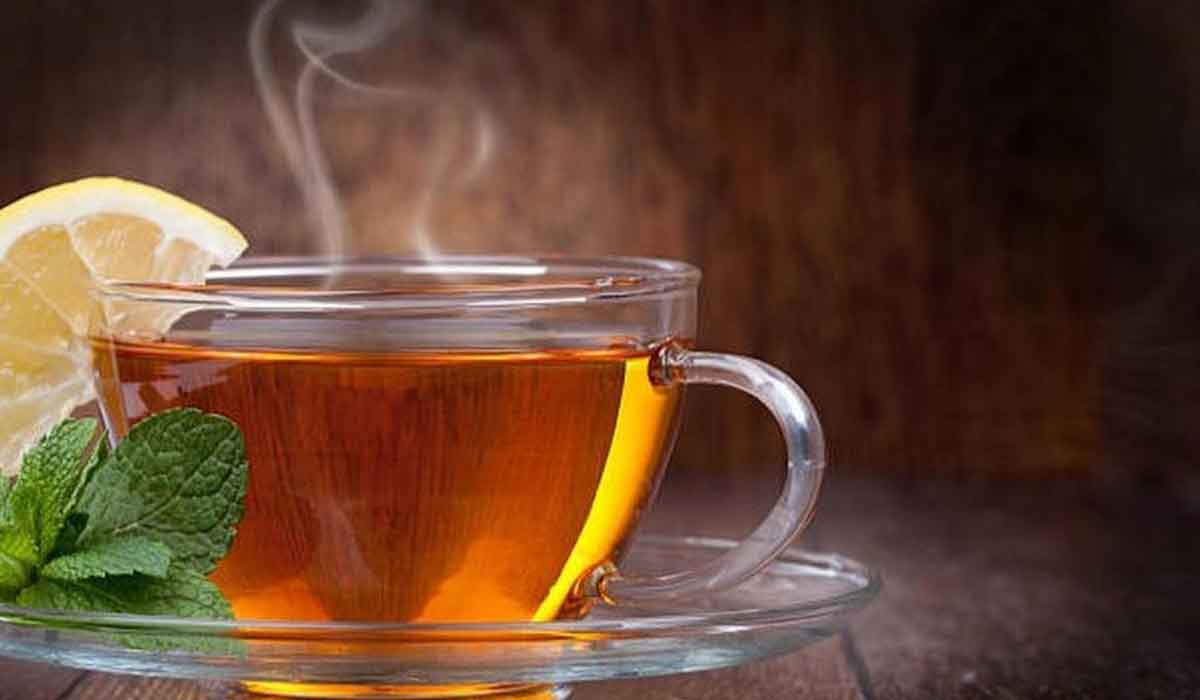 لا تشرب الشاى ساخنا لهذه الأسباب