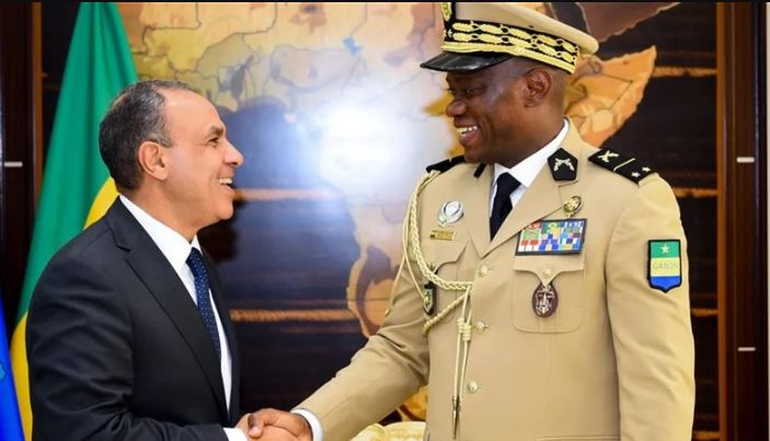وزير الخارجية المصر ورئيس الجابون