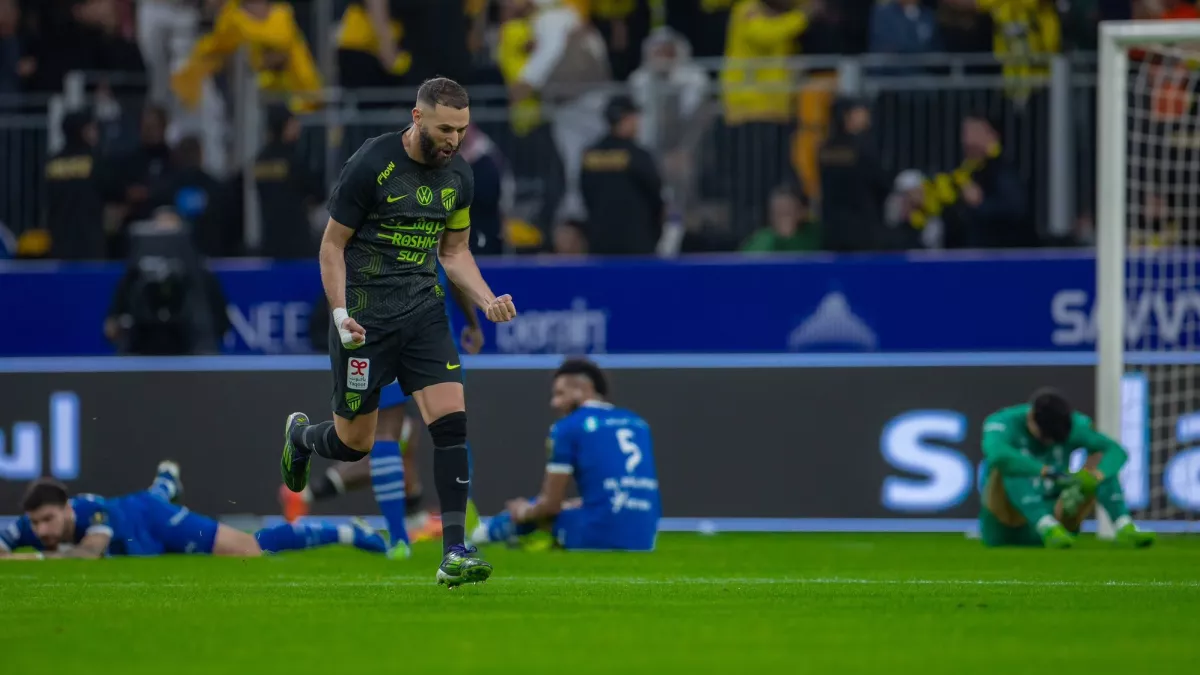 بنزيما علي البليهي نيفيز الهلال الاتحاد1736338520.webp