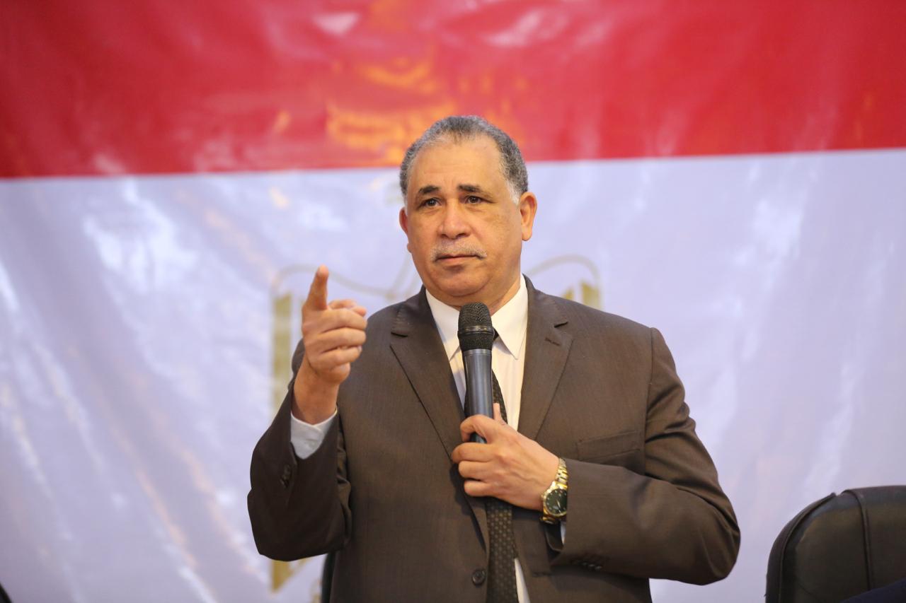 عبد الحليم علام
